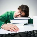 睡眠不足